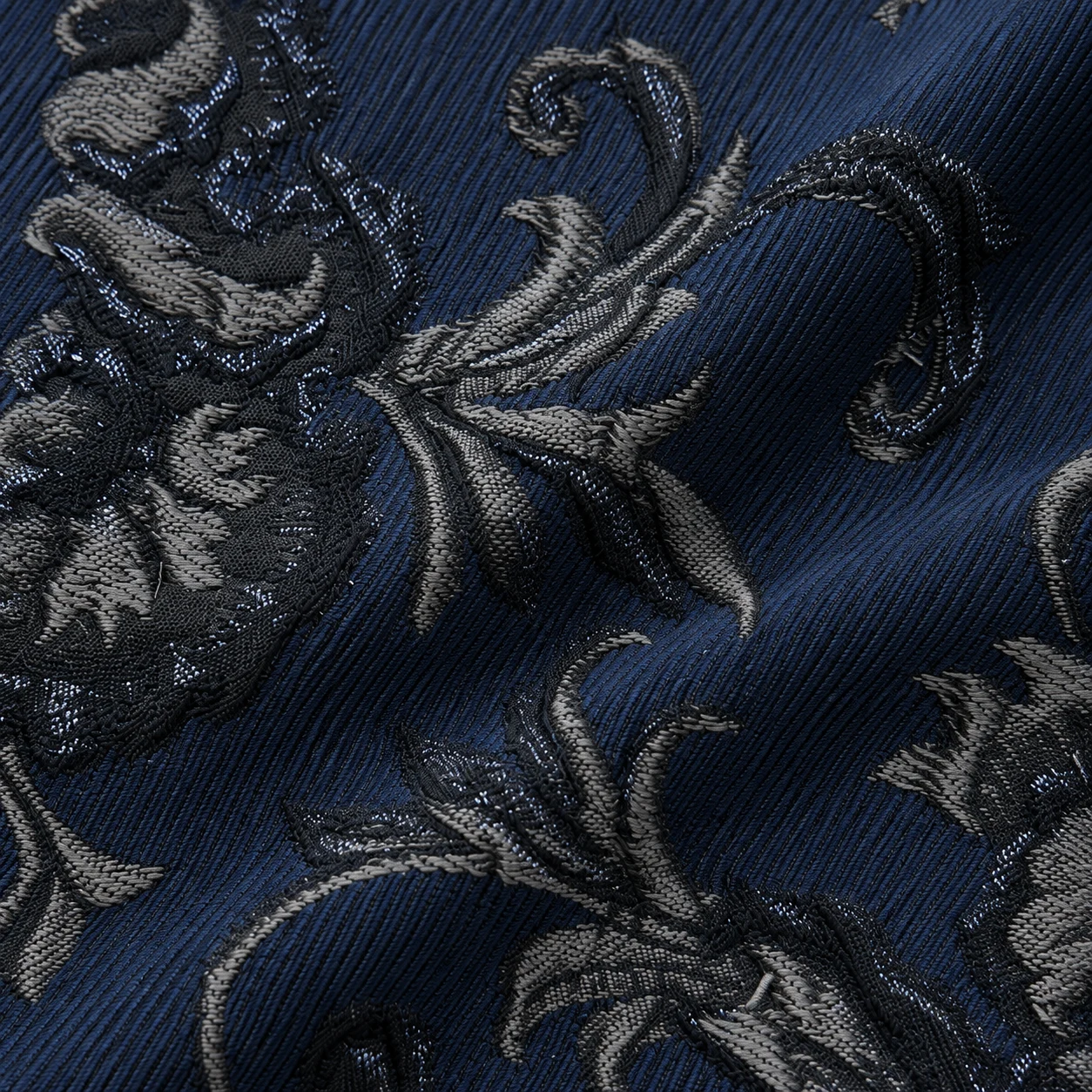 Navy Paisley Jacquard 面料参考